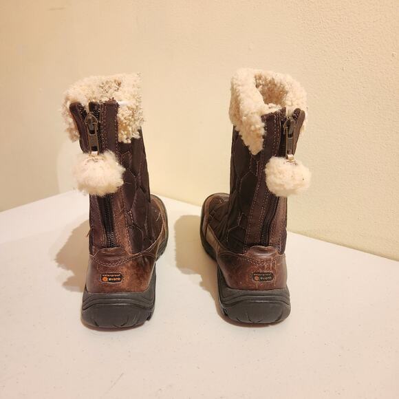 UGG Womens Sz 8 Meridian Brown Quilted Waterproof Winter Boots Vibram Soles Snow - Picture 4 of 11